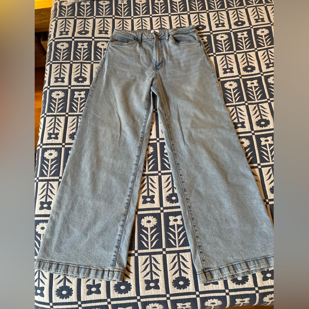 Hudson Wide Leg Jeans, Size 28 (fits like size 30)